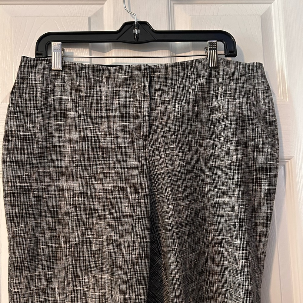 Chic Alfani Black and White Patterned Pants